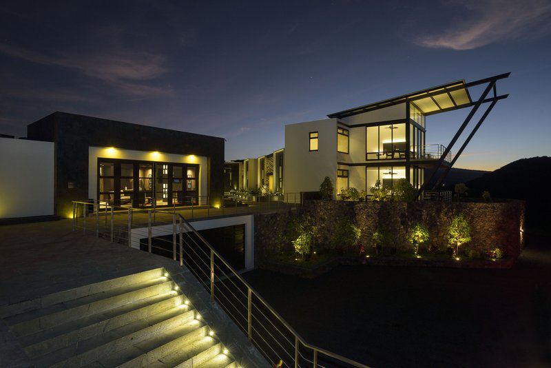 Pikaia Lodge Santa Cruz Island Экстерьер фото