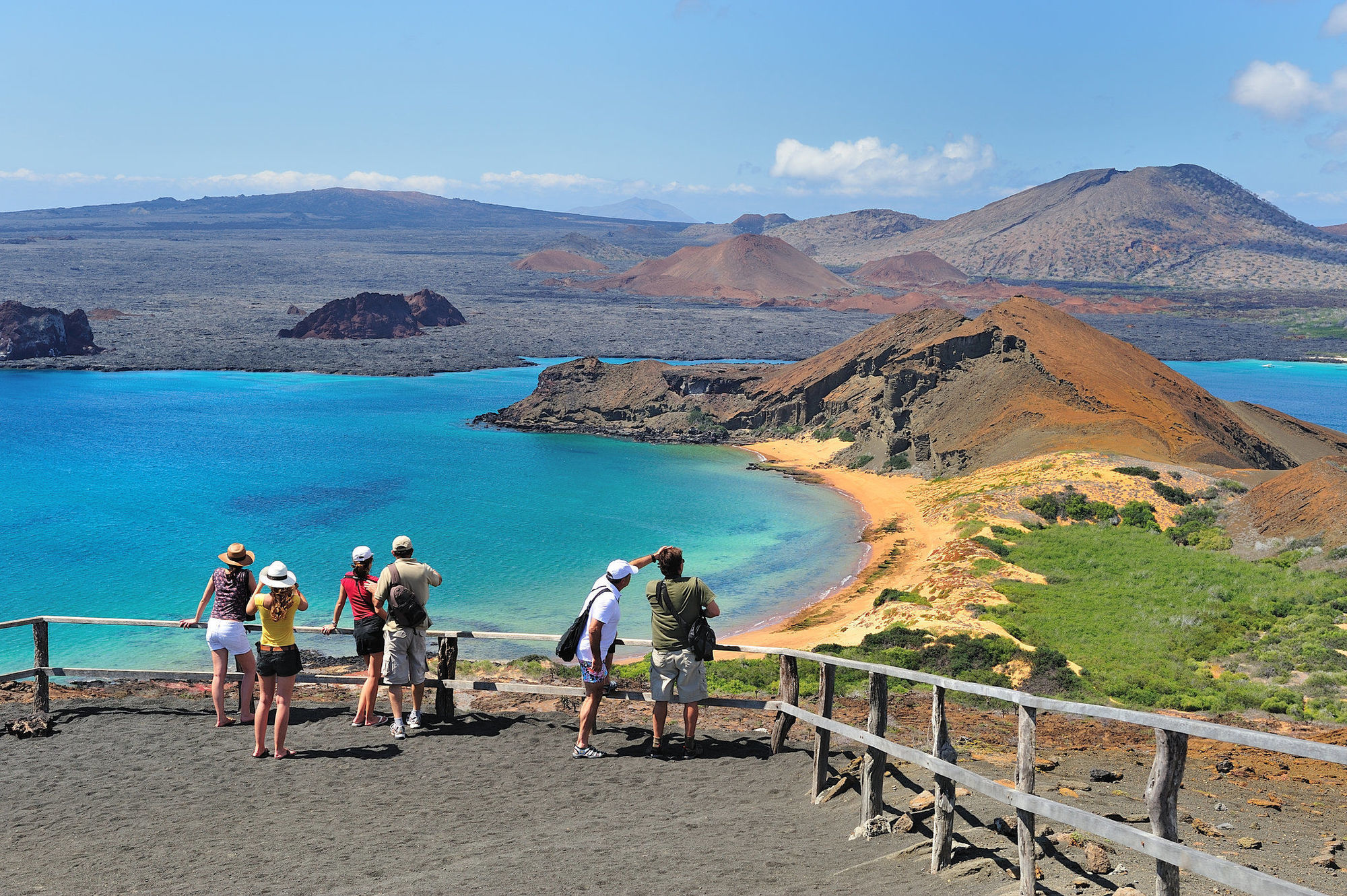 Pikaia Lodge Santa Cruz Island Экстерьер фото