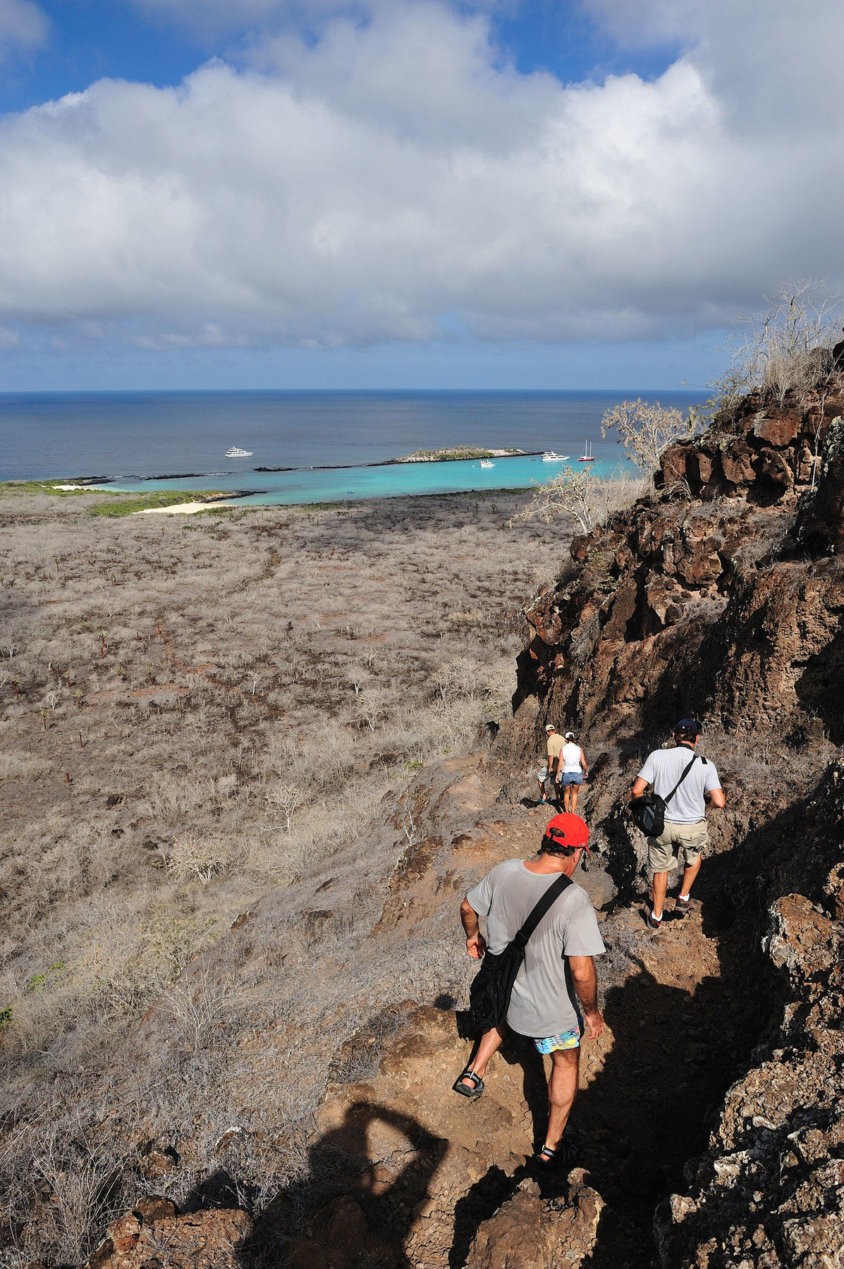 Pikaia Lodge Santa Cruz Island Экстерьер фото